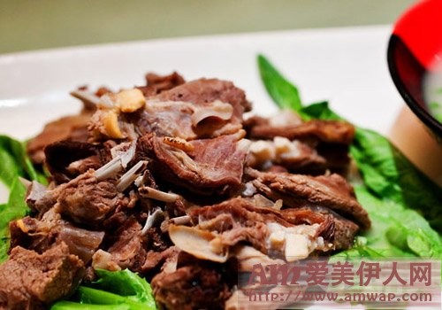 药浴泡澡瘦小腹 1月变身小腰精