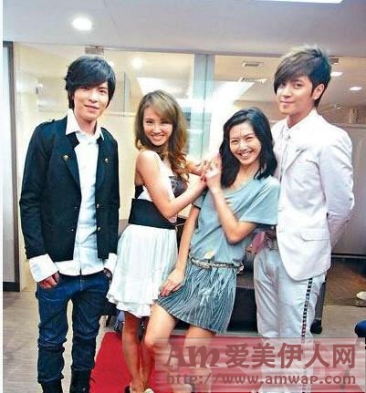 女星雷人大象腿 谁腿最粗?