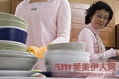 看到婆婆的短信我想离婚
