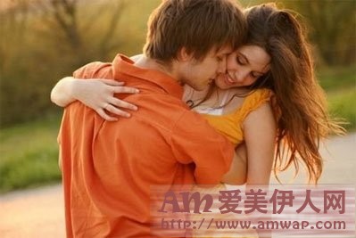 爱情支招：做傻女人更能收获幸福