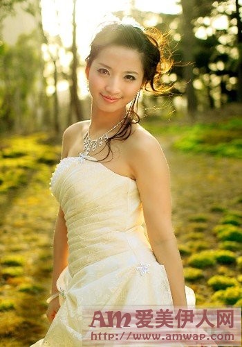 他英雄救美，感动之下那晚我委身于他