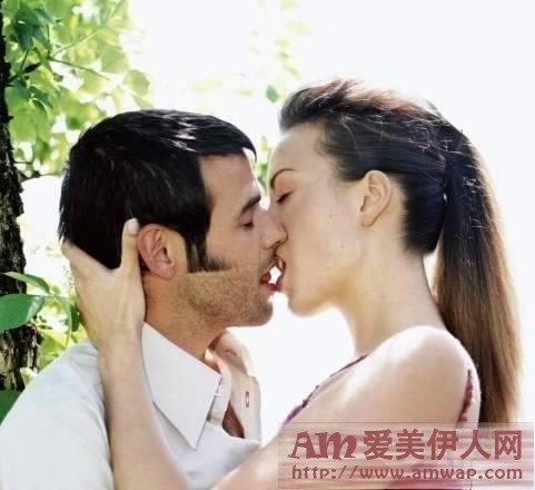 催进性爱的接吻技巧 让快感直线飙升