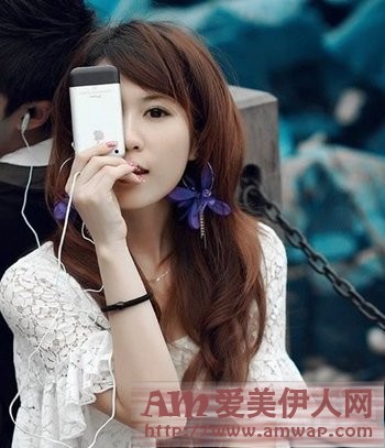 与90后小女生交往 她为啥一直缠着我