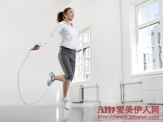 跳绳减肥方法 7种高效的跳绳减肥法
