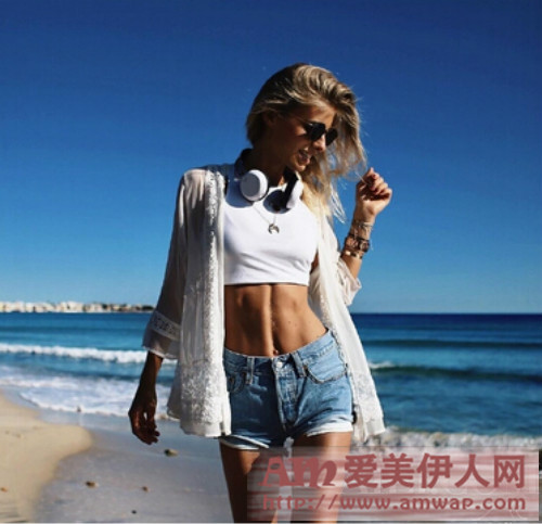 Karlie Kloss Gigi Hadid告诉你好身材不是靠节食!