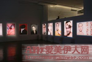 携手Dior迪奥彩妆创意与形象总监Peter Philips,探索《Dior迪奥的色彩艺术》