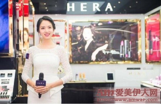 HERA赫妍携手世界小姐张梓琳探访杭州银泰百货