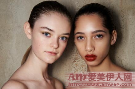 揭秘17春夏潮流，秀场妆容让你秒变时尚ICON！