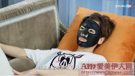 微微一笑很倾城,“膜法”一下可倾国