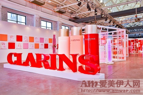 时光里,爱上你独一无二的美 法国娇韵诗「分龄精华水」全新上市