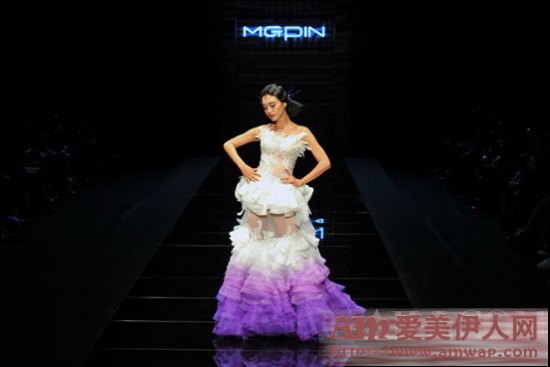 毛戈平MGPIN2016彩妆秀大炫中国风