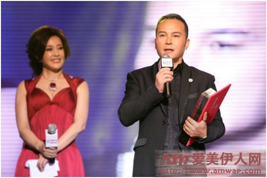 若时间改变了一切,他会改变时间——美妆大师毛戈平