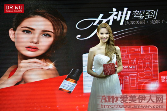DR.WU牵手昆凌孕后首秀 传授美颜秘密武器