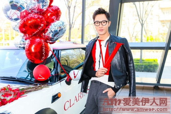 我是上镜V女王 CLARINS法国娇韵诗V脸精华塑自信V脸