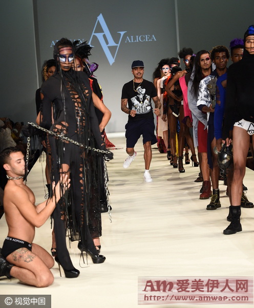 打着艺术旗号搞fashion show太辣眼