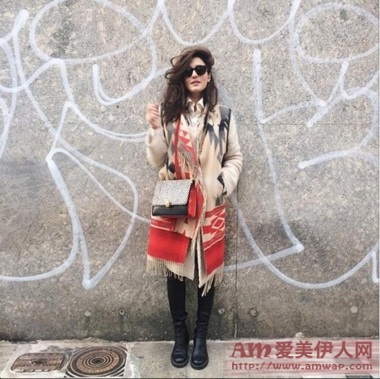 潮人示范12种围巾时尚变化 会穿衣服就会搭