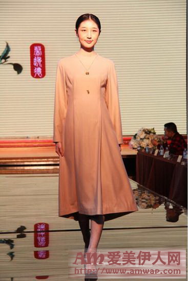 馨逸德服饰三周年庆典在京隆重举行