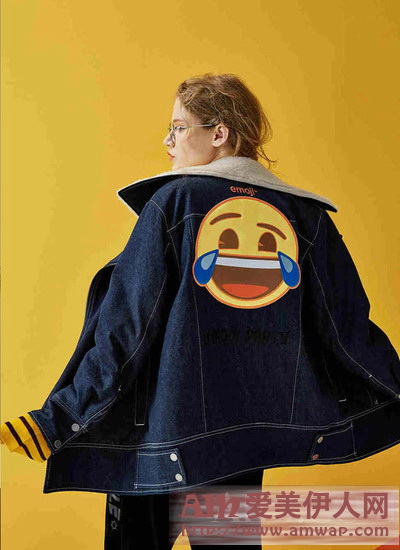 PEACEBIRD WOMEN×emoji，双十一趣味呈现“行走表情包”